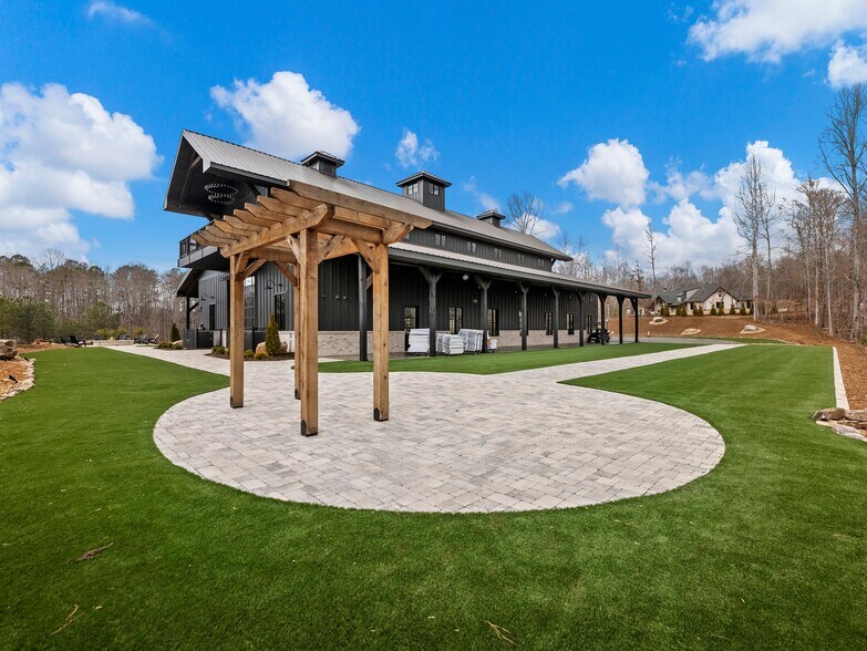 More Photos Of 3263 Tanners Mill Rd, Gainesville Specialty For Sale