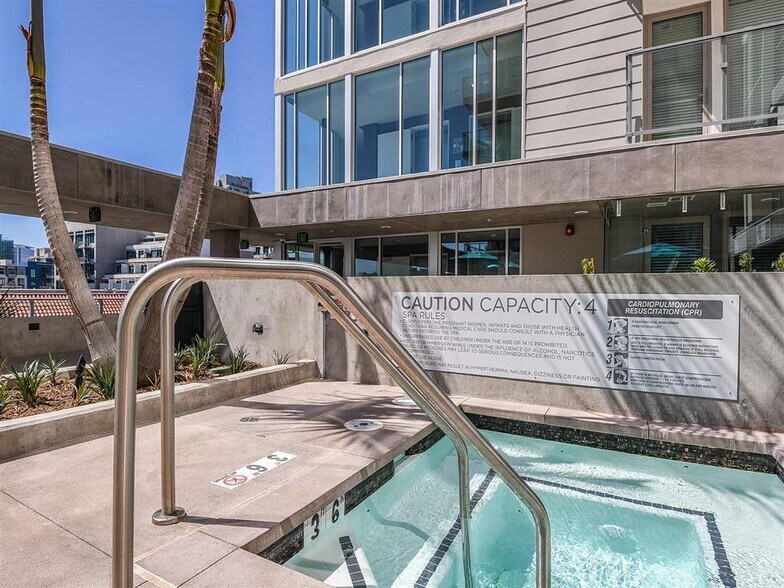 More Photos Of 1110 F St, San Diego Apartments For Lease