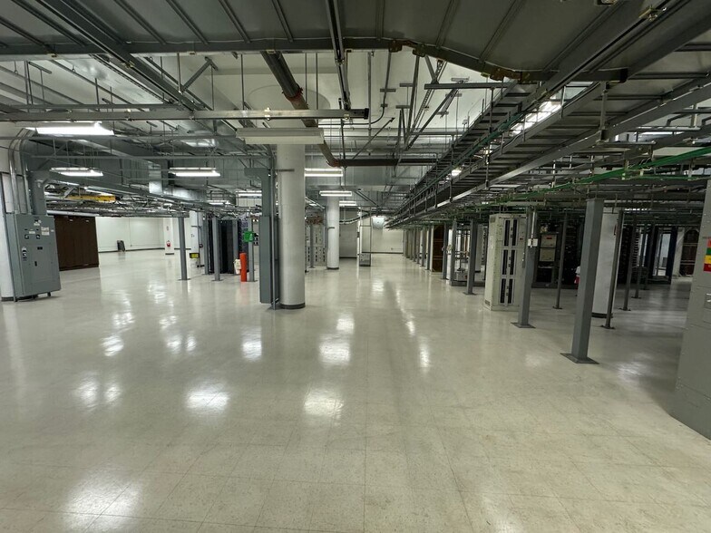 Primary Photo Of 2320 Pacific Ave, Tacoma Warehouse For Lease