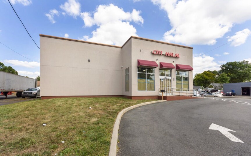 More Photos Of 1822 N Olden Ave, Ewing Restaurant For Sale