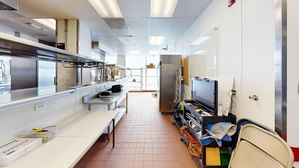 More Photos Of 409 S 9th St, Minneapolis Specialty For Sale