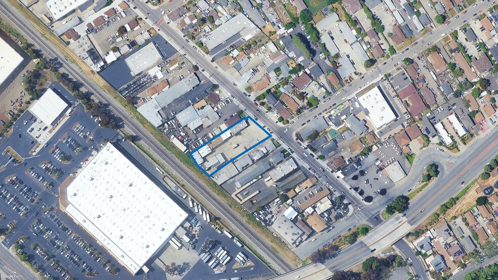 Primary Photo Of 22383 Meekland Ave, Cherryland Auto Repair For Lease