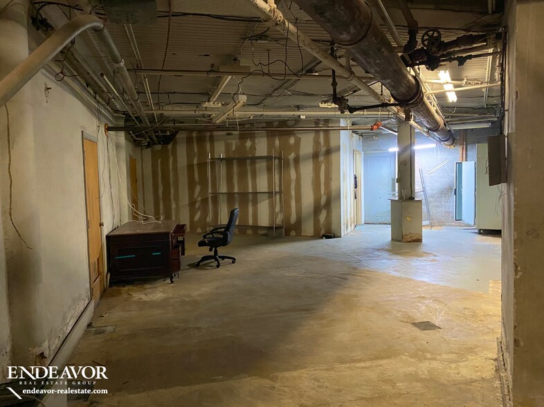 More Photos Of 350 E Main St, Rochester Storefront Retail Residential For Lease