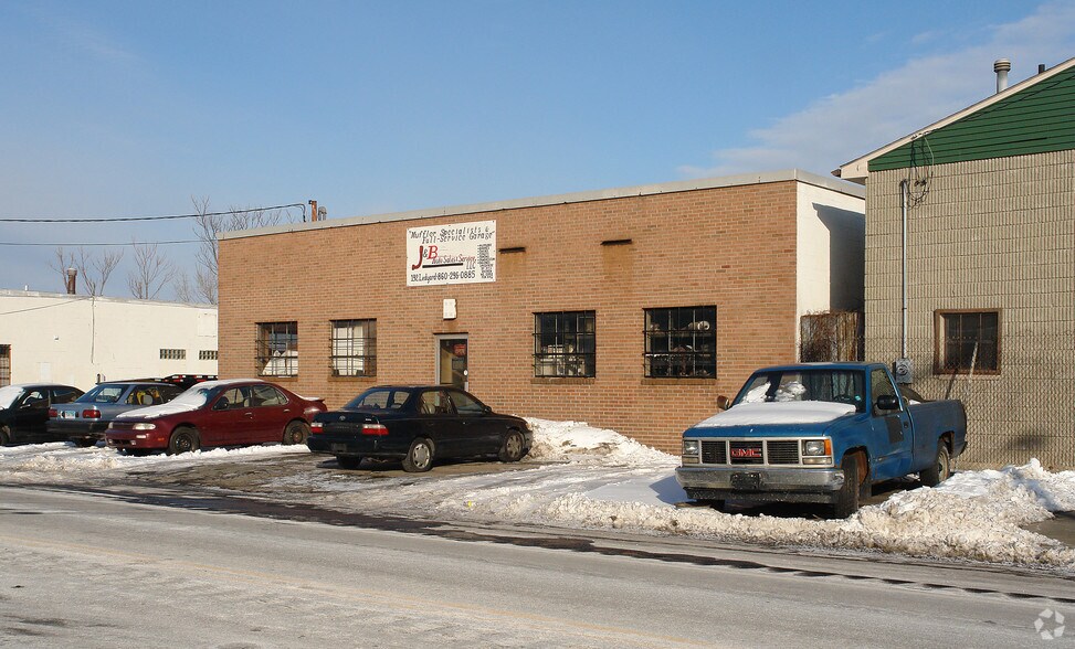 More Photos Of 192 Ledyard St, Hartford Industrial For Sale