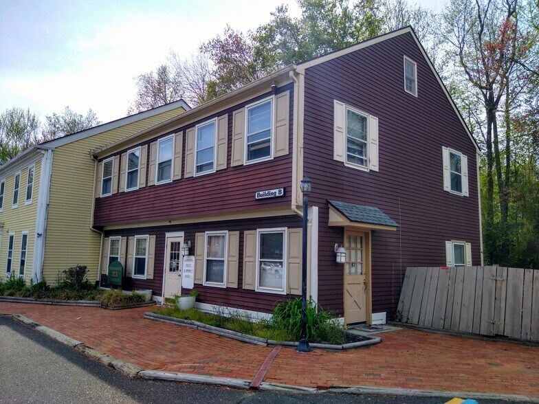 More Photos Of 520 Stokes Rd, Medford Unknown For Lease