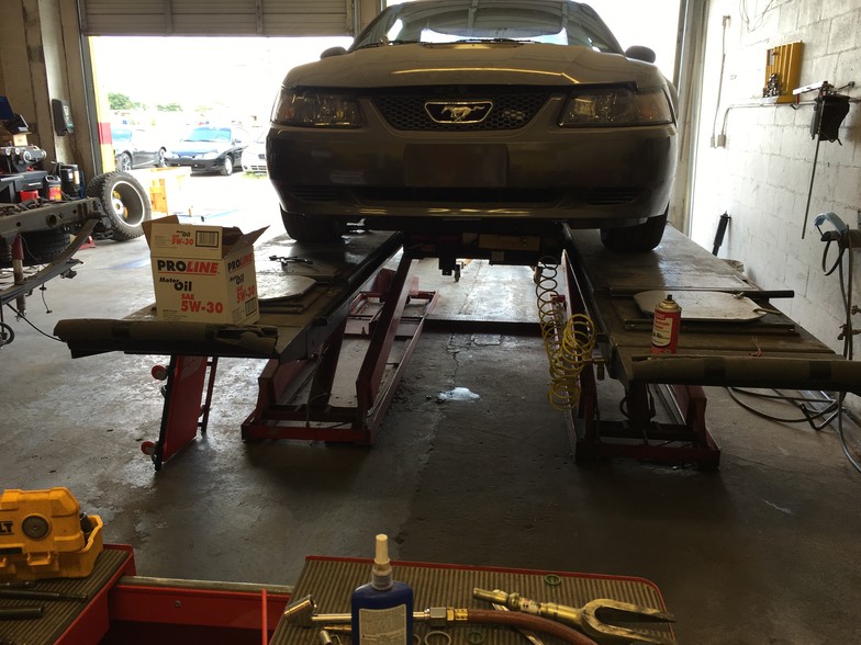 More Photos Of 10111 Dyer St, El Paso Auto Repair For Sale