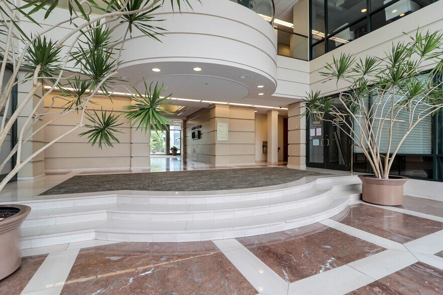More Photos Of 4401 Belle Oaks Dr, North Charleston Office For Lease