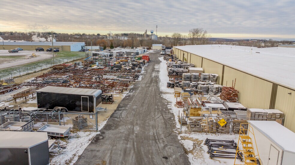 More Photos Of 857 W State St, Hartford Warehouse For Sale