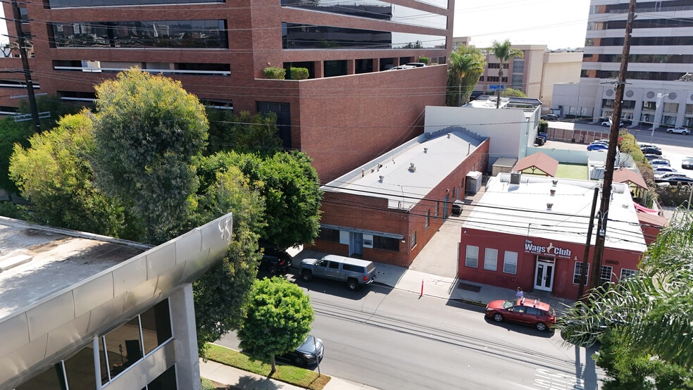 More Photos Of 11856 Mississippi Ave, Los Angeles Warehouse For Sale