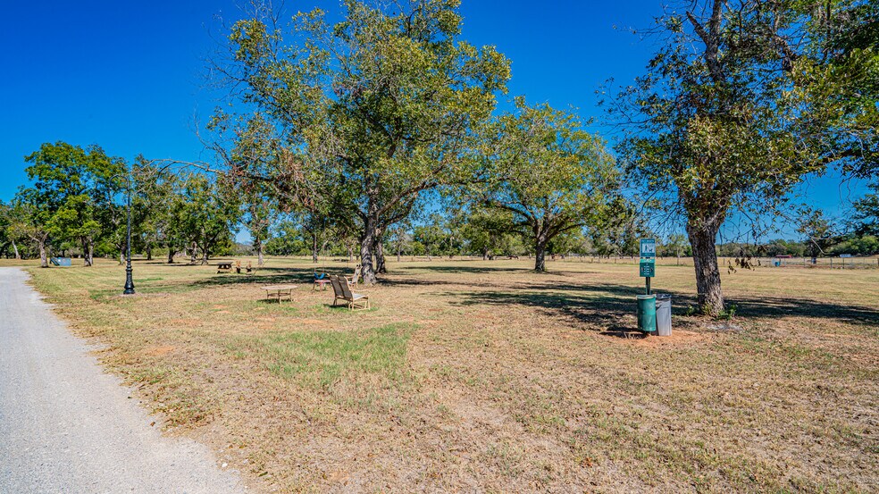 More Photos Of 1275-1299 Big Valley Cir, Lipan Trailer Camper Park For Sale