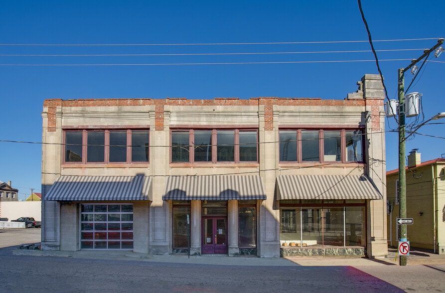 Primary Photo Of 113 W Bank St, Petersburg Warehouse For Sale