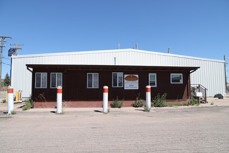 More Photos Of 2302 W Lincolnway, Cheyenne Light Manufacturing For Lease
