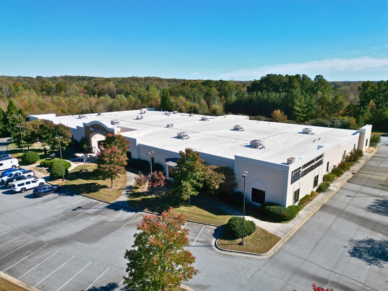 More Photos Of 4250 Furniture Dr, Jamestown Showroom For Sale