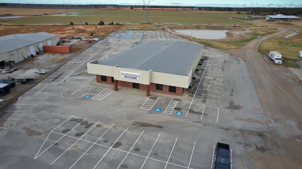 Primary Photo Of 5296 Highway 1 S, Jonesboro Office For Sale