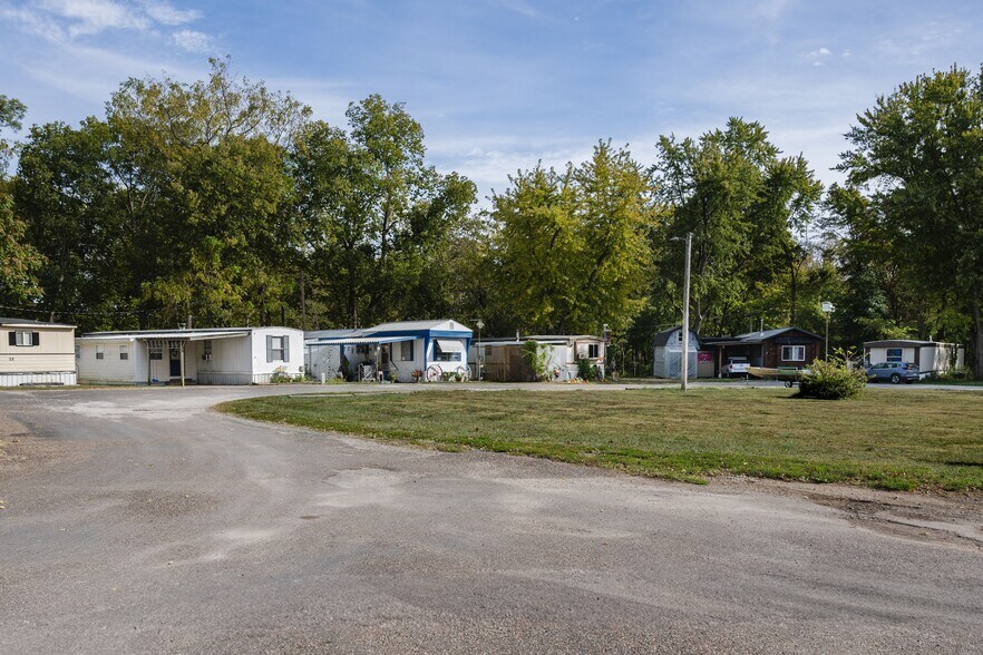 More Photos Of 225 S Barnett, Nauvoo Multifamily For Sale