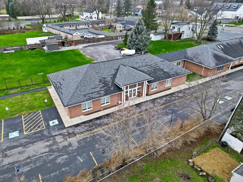 More Photos Of 9095 Main St, Clarence Medical For Lease