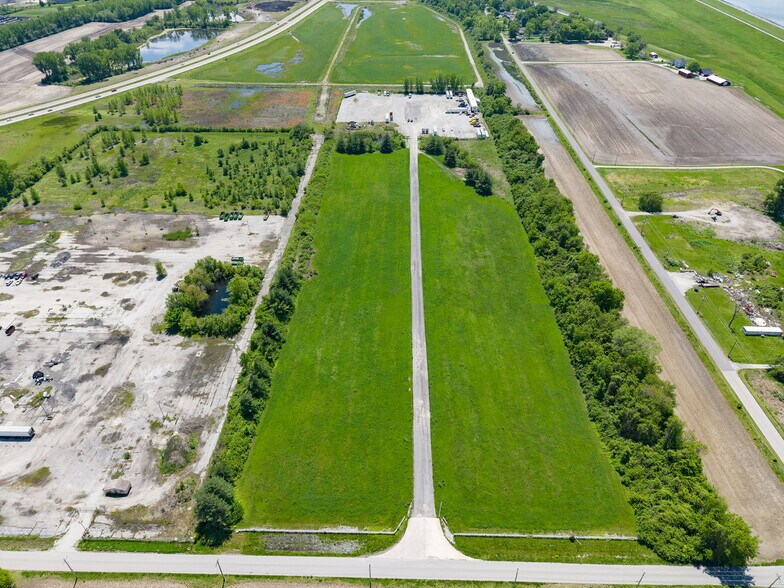 More Photos Of 440 W Pontoon Rd, Granite City Land For Sale