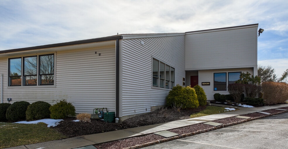 More Photos Of 5 Cold Hill Rd S, Mendham Township Office For Lease