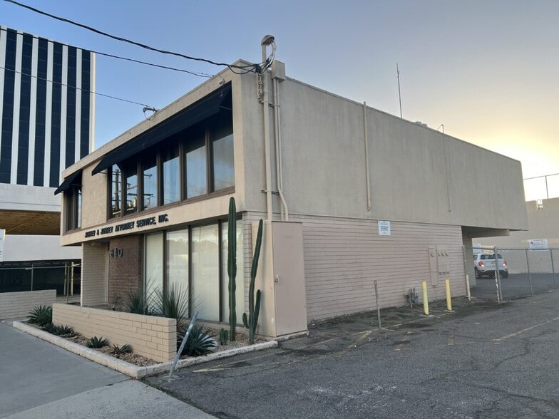 More Photos Of 840 N Birch St, Santa Ana Office For Sale