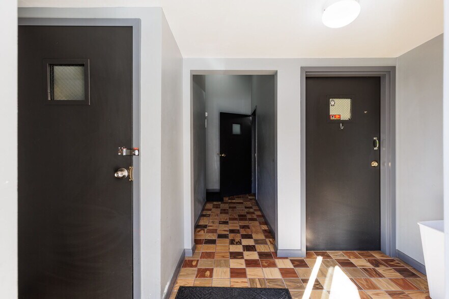 More Photos Of 140 Polk St, Watertown Apartments For Sale