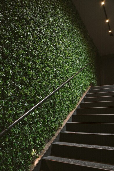 More Photos Of 150 NW 24th St, Miami Restaurant For Sale