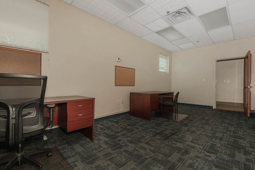 More Photos Of 3001 N 29th Ave, Hollywood Unknown For Lease
