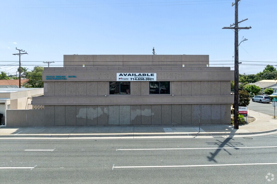 More Photos Of 13822 Beach Blvd, Westminster Office For Sale