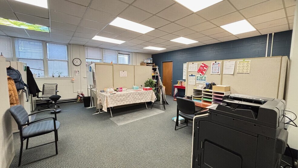 More Photos Of 6 Institute Rd, Worcester Office For Lease