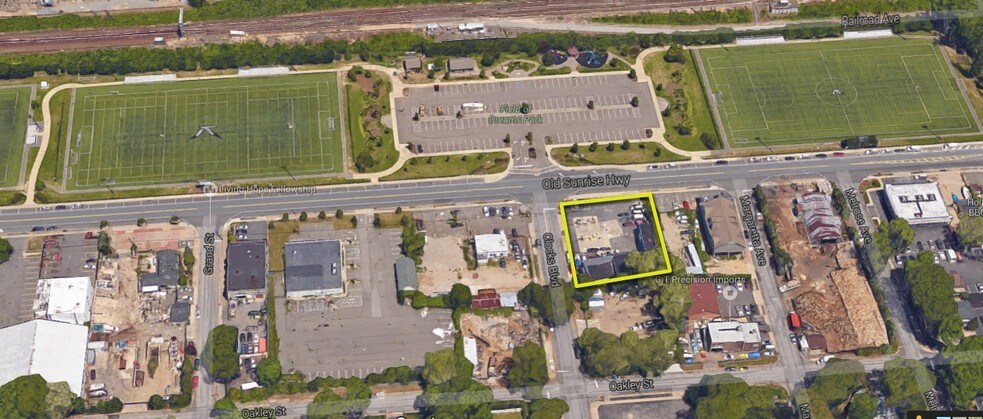 More Photos Of 5714 Old Sunrise Hwy, Massapequa Auto Repair For Lease