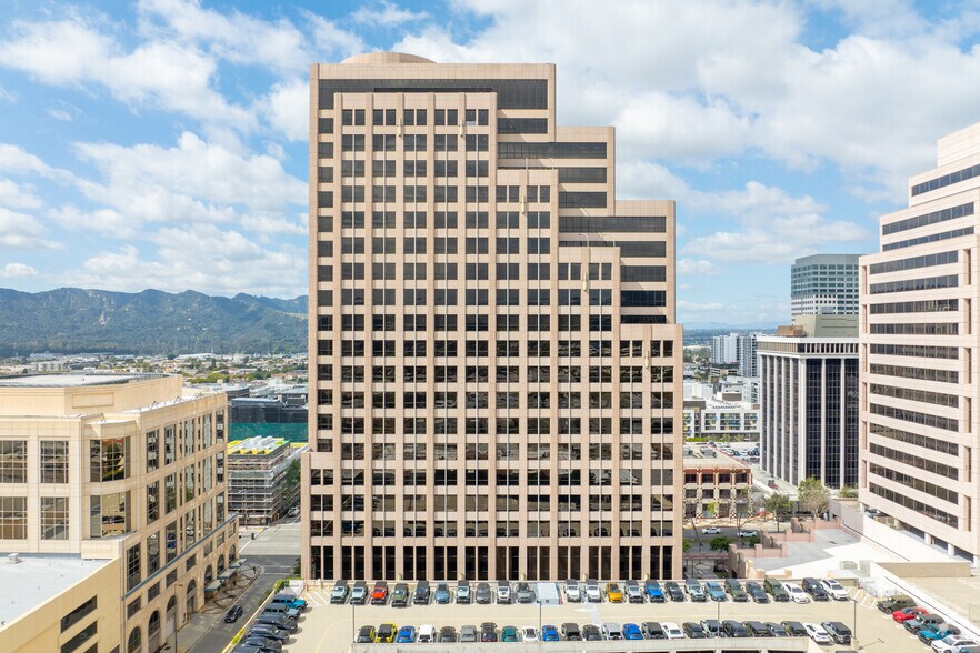 More Photos Of 500 N Brand Blvd, Glendale Office For Lease