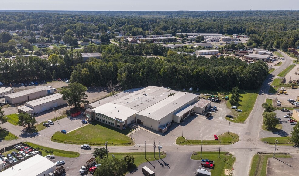 More Photos Of 8433 Erle Rd, Mechanicsville Warehouse For Sale
