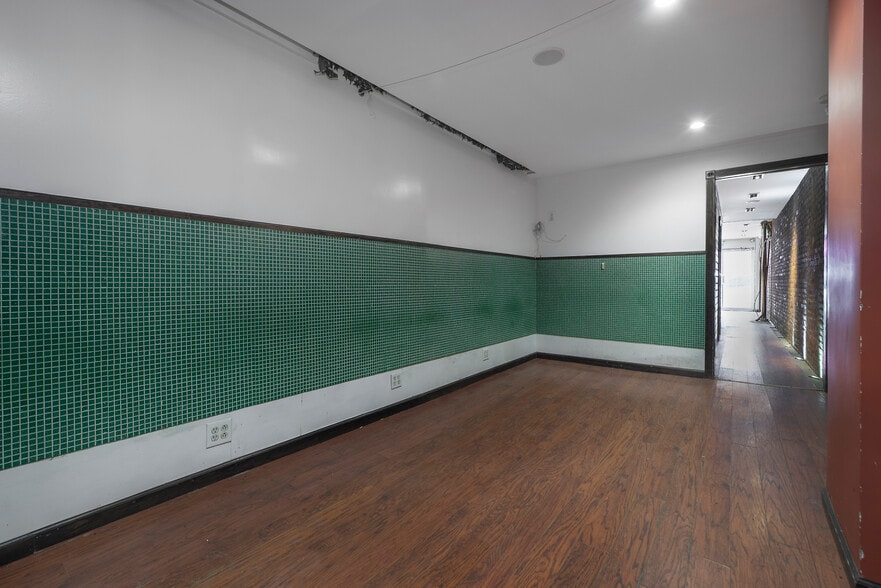 More Photos Of 144 Hester St, New York Apartments For Lease