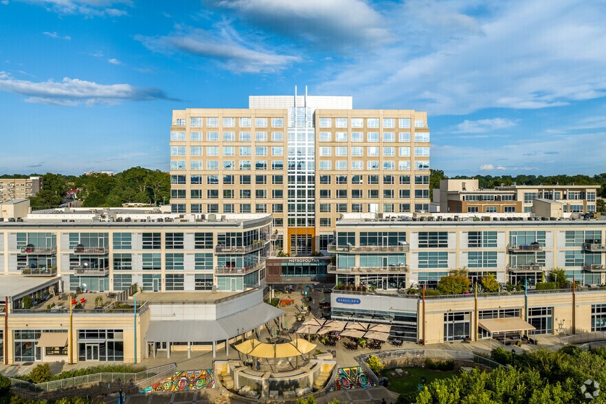 More Photos Of 1111 Metropolitan Ave, Charlotte Office Residential For Lease