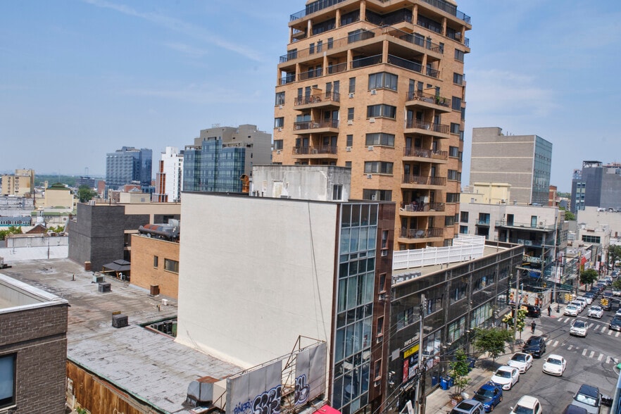 More Photos Of 133-40 37th Ave, Flushing Storefront Retail Residential For Sale