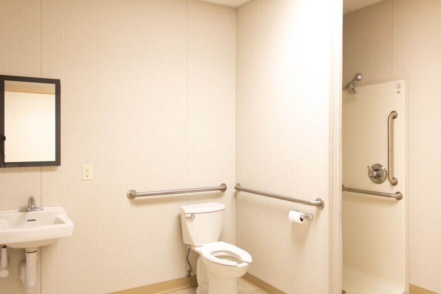 More Photos Of 2131 W Briargate Dr, Bryan Office For Sale