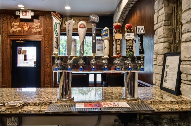 More Photos Of 152 E Main St, Dwight Bar For Sale