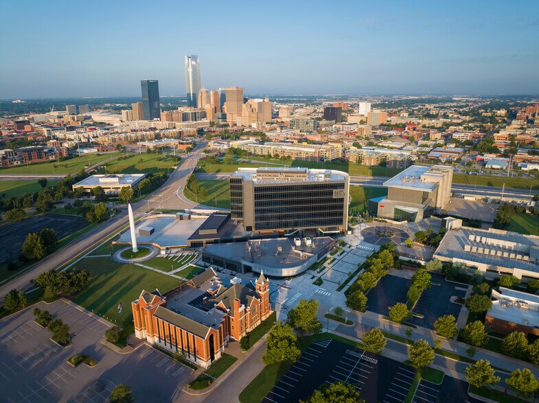 More Photos Of 308 NE 9th St, Oklahoma City Office For Lease