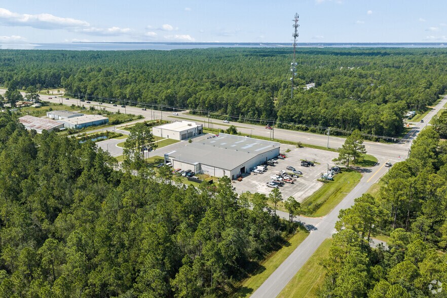 Primary Photo Of 2986 Avalon Blvd, Milton Warehouse For Sale