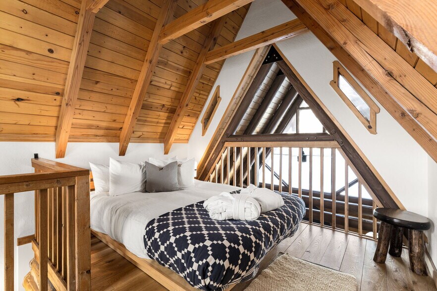 More Photos Of 14255 State Route 88, Hope Valley Hotel For Sale