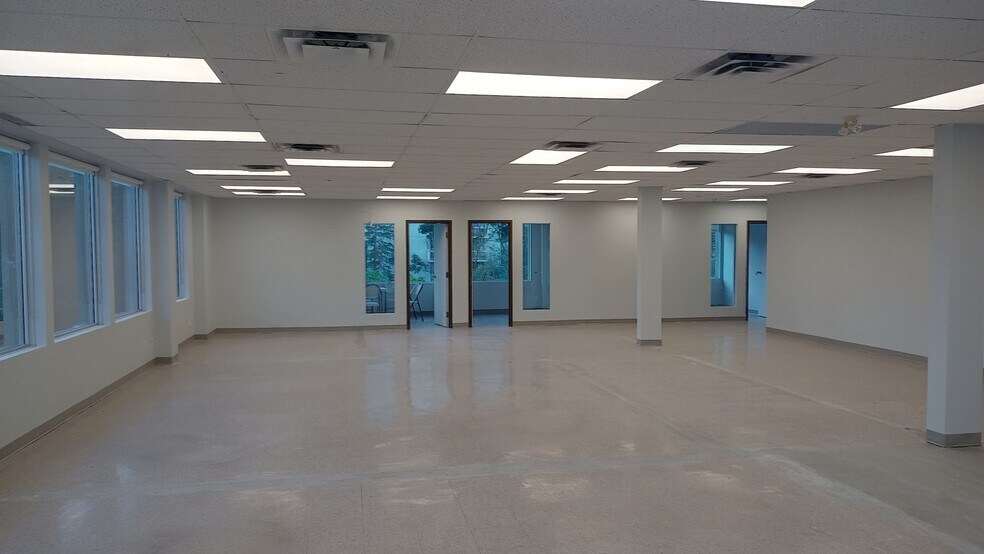 More Photos Of 745 Montreal Rd, Ottawa Medical For Lease