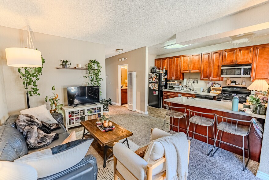 More Photos Of 3013 C St, San Diego Apartments For Sale