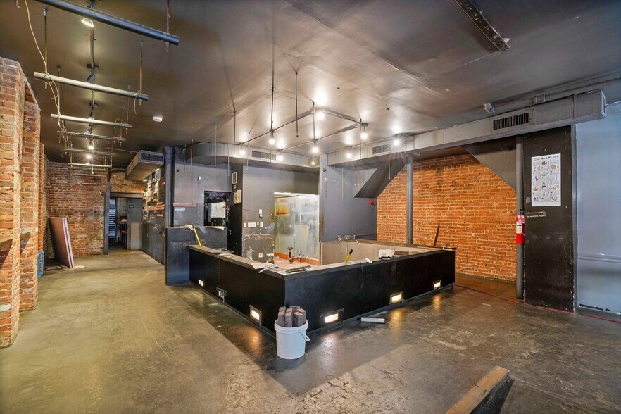 More Photos Of 296 Grand St, Brooklyn Apartments For Sale