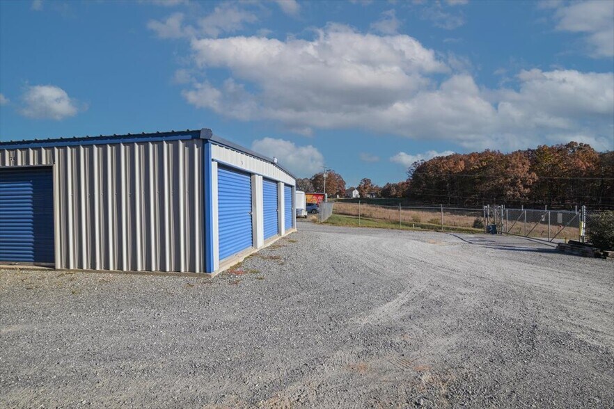 More Photos Of 1605 Waterlick Rd, Lynchburg Land For Sale