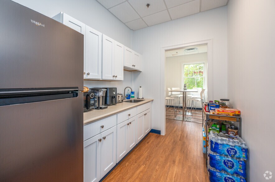 More Photos Of , Hyannis Office For Sale