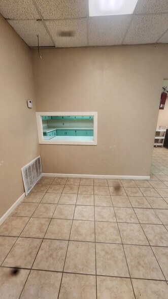 More Photos Of 1116 SW H Ave, Lawton Religious Facility For Sale