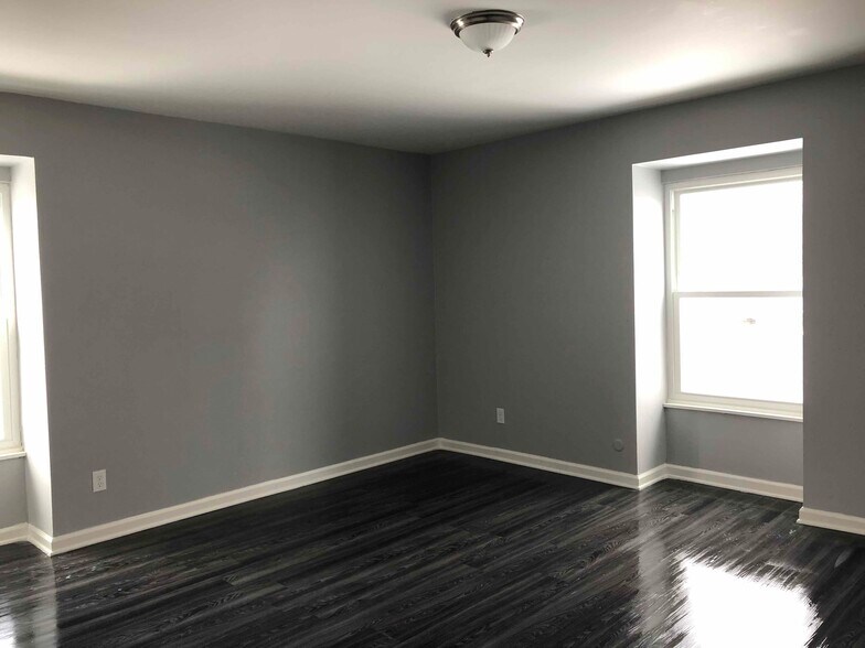 More Photos Of 9155 Main St, Clarence Apartments For Sale