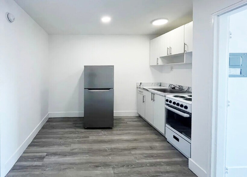 More Photos Of 14280 NE 6th Ave, North Miami Apartments For Sale