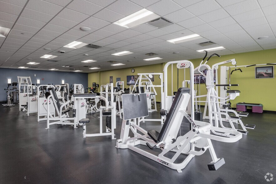 More Photos Of 1041 Route 202/206, Bridgewater Unknown For Lease