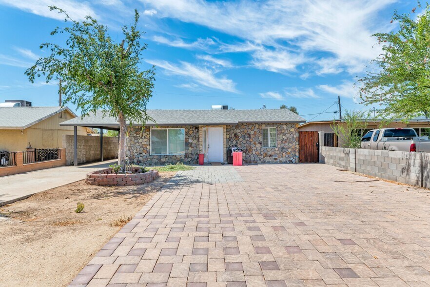 Primary Photo Of 3039 W Holly St, Phoenix Multifamily For Sale