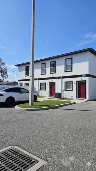 More Photos Of 13610-13612 N 21st St, Tampa Apartments For Sale
